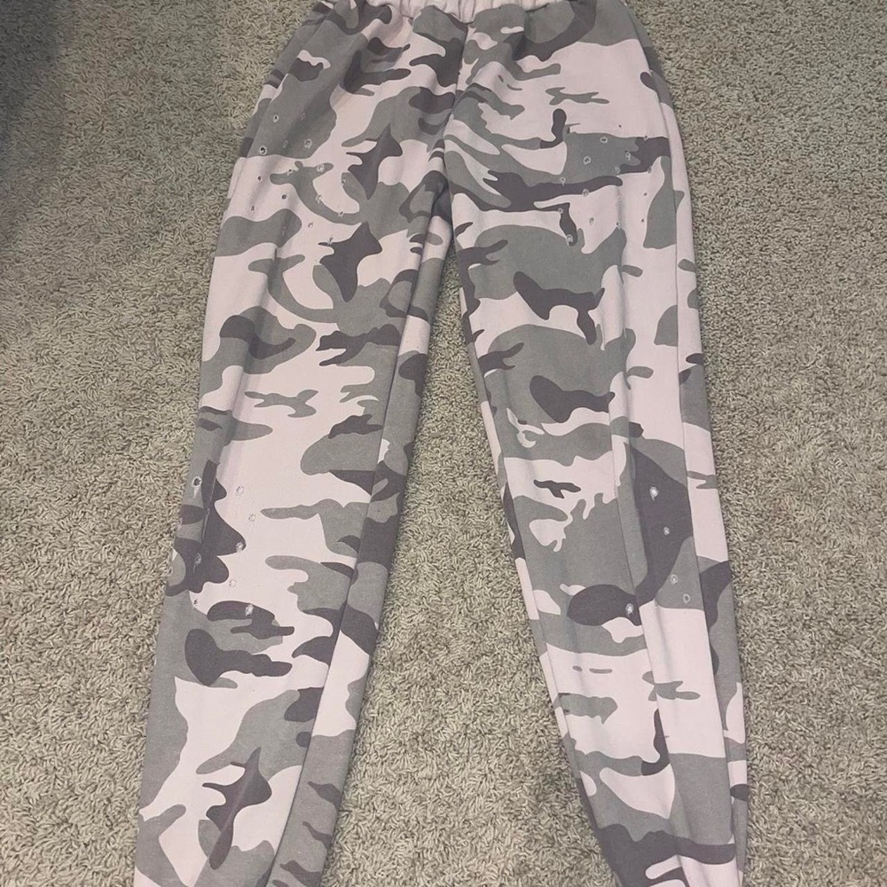 pink camo sweatpants